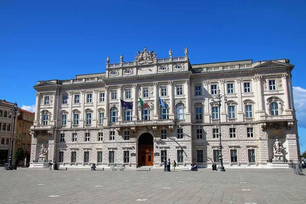 Trieste - Palazzo della Giunta