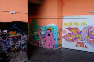 Melart graffiti.