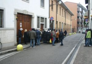 mensa poveri