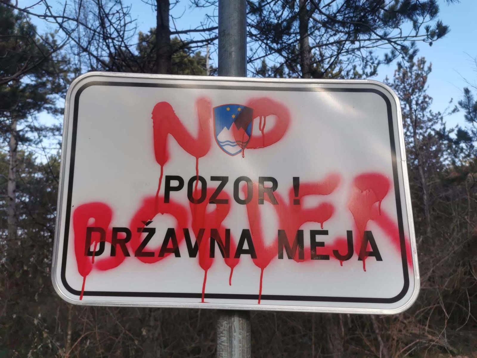 Cartello confine di stato
